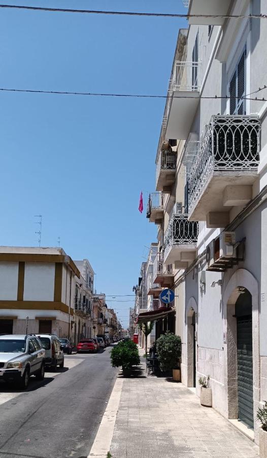 B&B La Reggia Del Sol 特拉尼 外观 照片